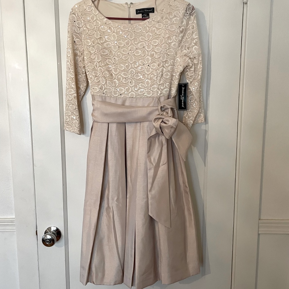 NWT Jessica Howard Champagne Satin Formal Dress